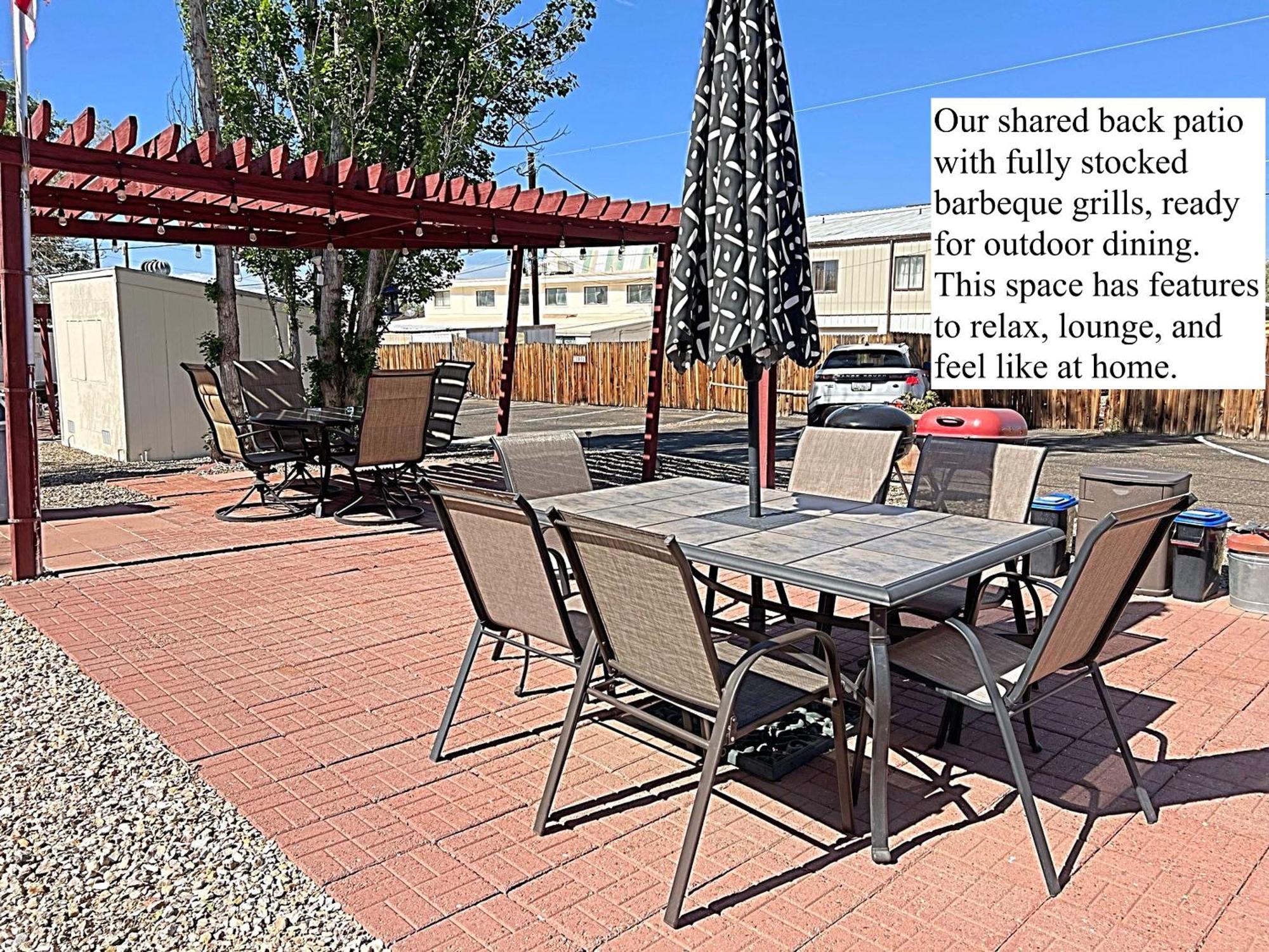 1 Or 3 Bedroom Apartment With Full Kitchen Page Exterior foto